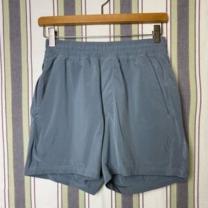 lululemon pace breaker shorts